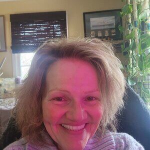 Meet your Posher, Vickie